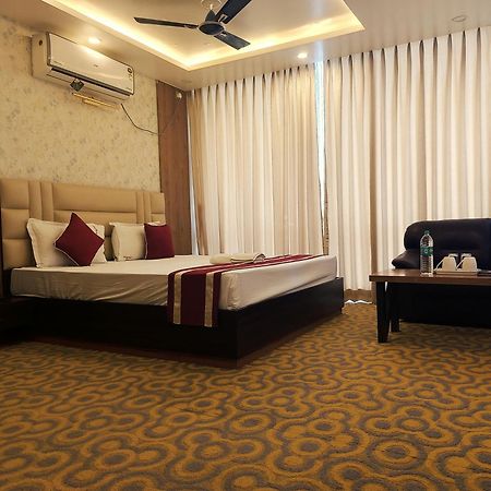 N B Sonar Bangla Hotel Kalyani エクステリア 写真