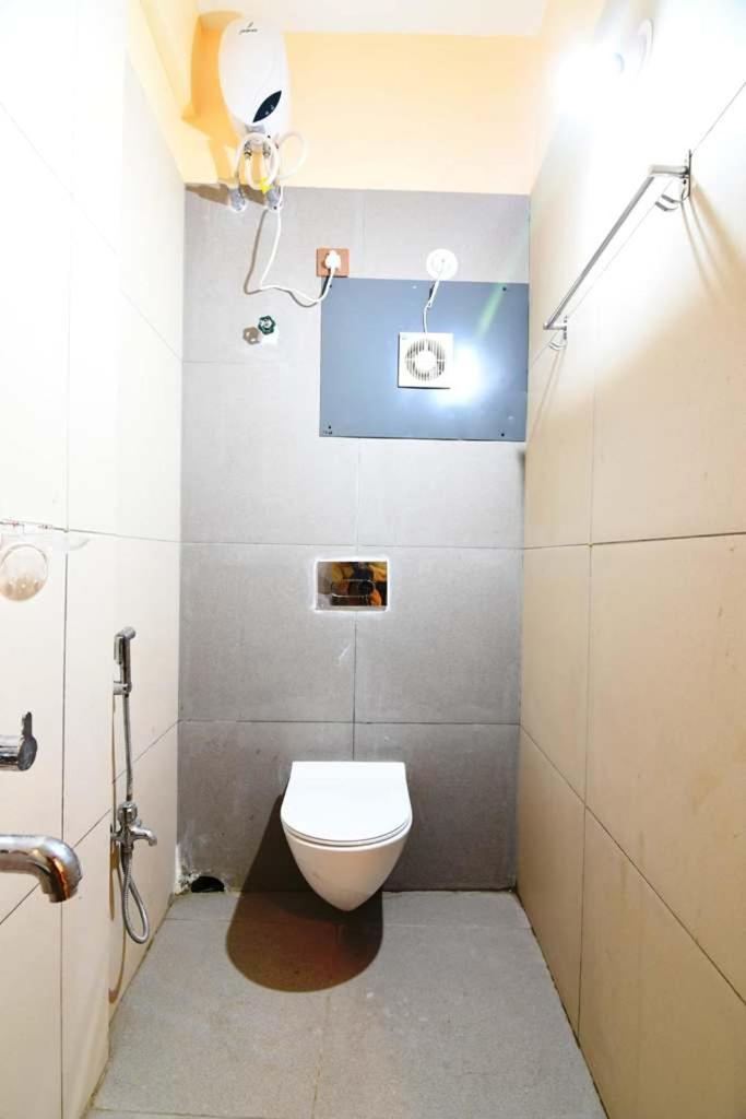N B Sonar Bangla Hotel Kalyani エクステリア 写真
