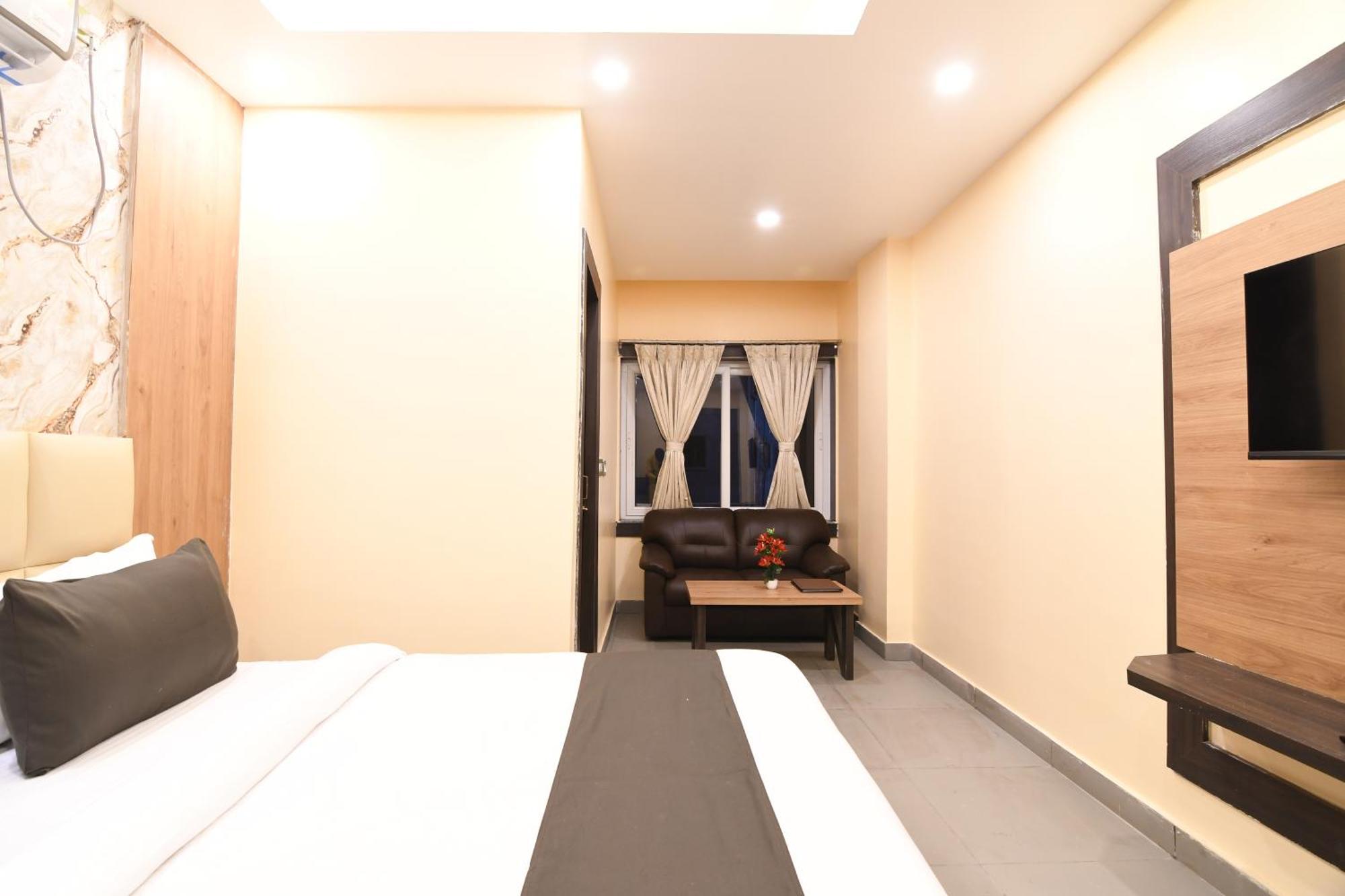 N B Sonar Bangla Hotel Kalyani エクステリア 写真